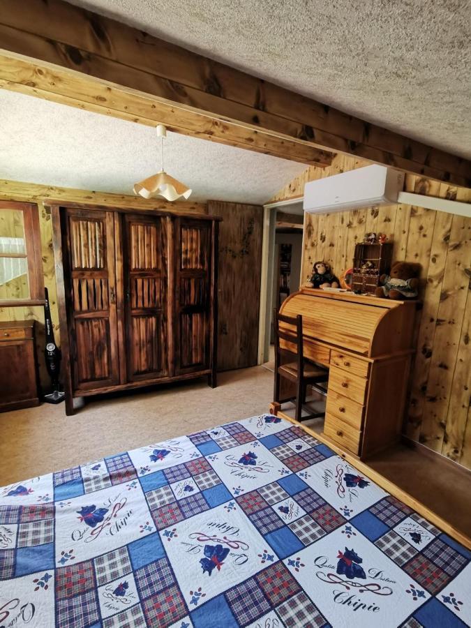 Chambre Chez L'Habitant A La Campagne Sidobre Burlats Dış mekan fotoğraf